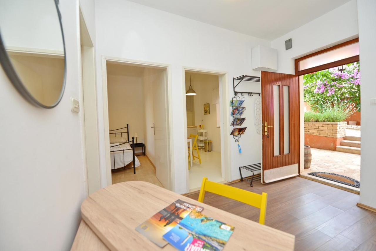 Perovic Appartement *